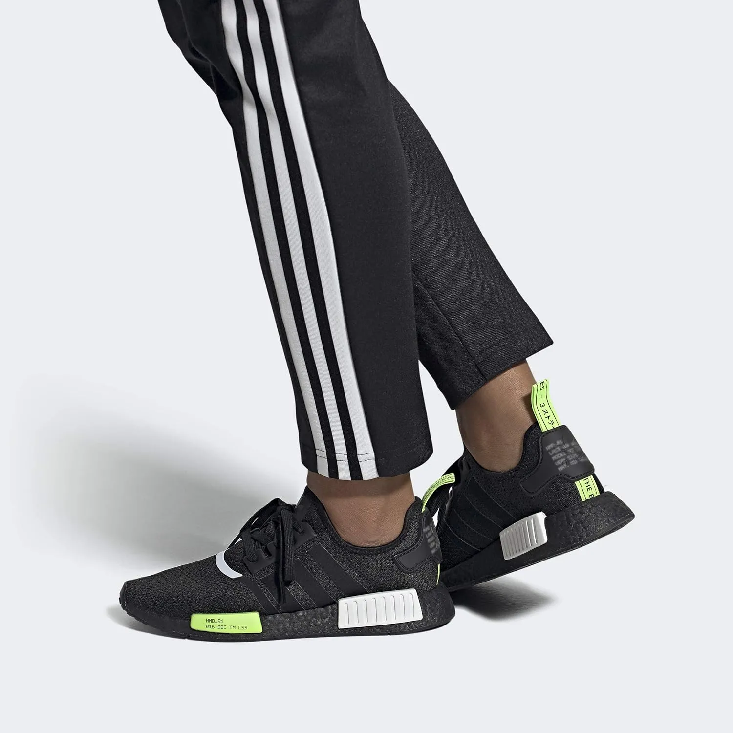 adidas Men's Grand Court 2.0 Sneaker