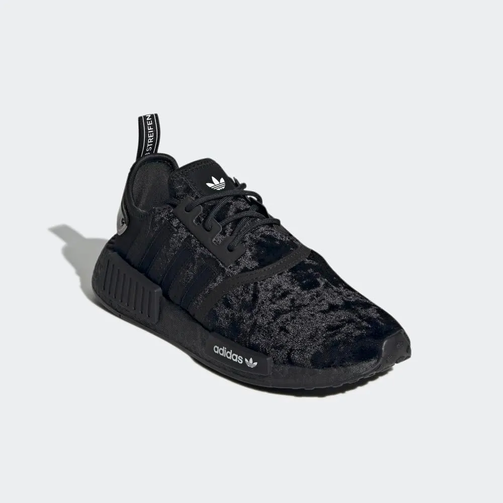 adidas Women's Grand Court 2.0 Tennis Shoe