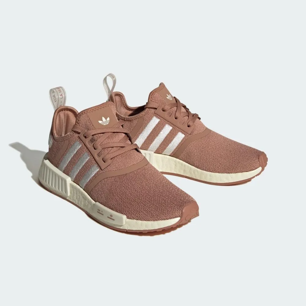 adidas Women's Grand Court 2.0 Tennis Shoe
