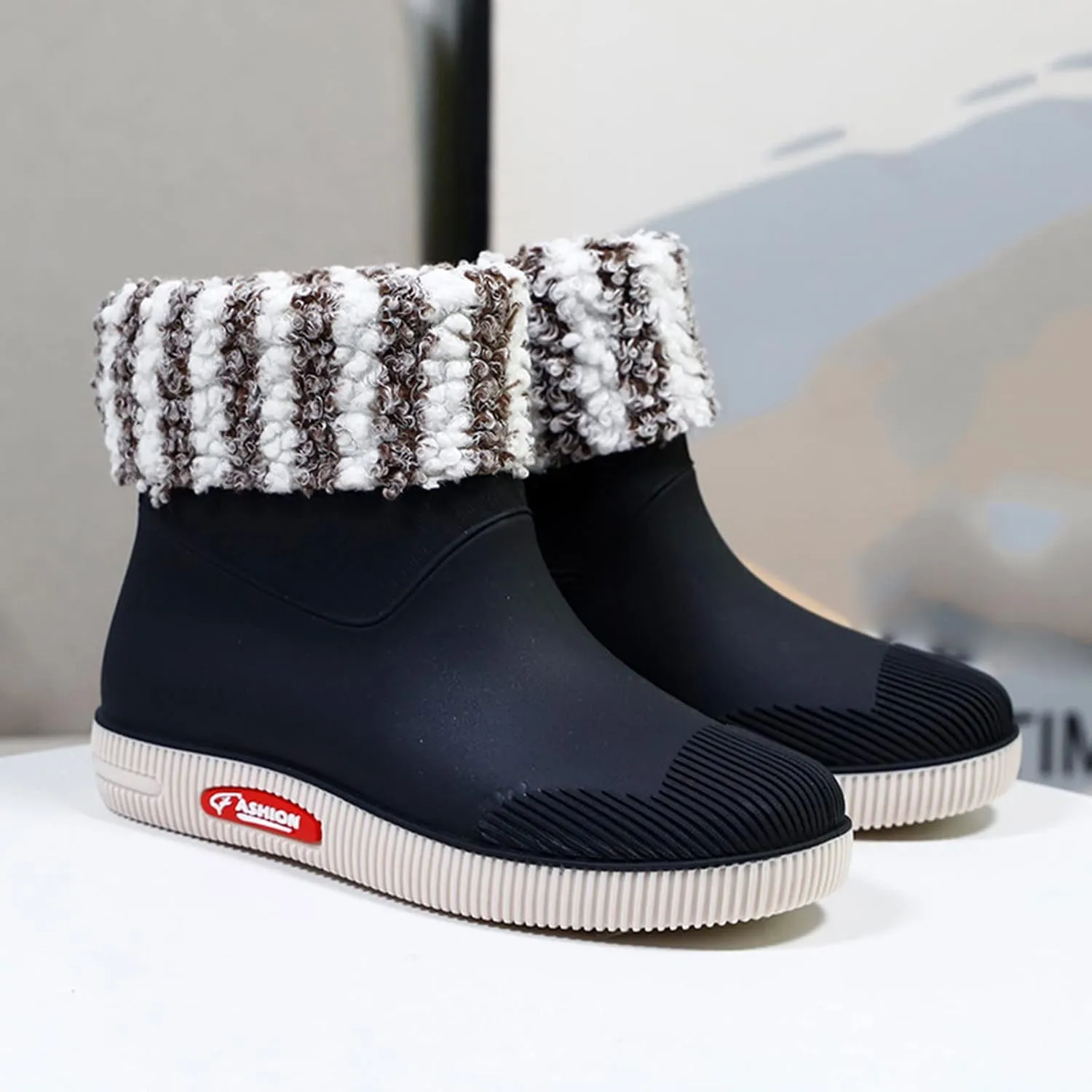 Ankle Boots for Women Winter Rainshoes Short Tube Plush Thermal Water Shoes Students Daily Shoes Warm Rain Boots