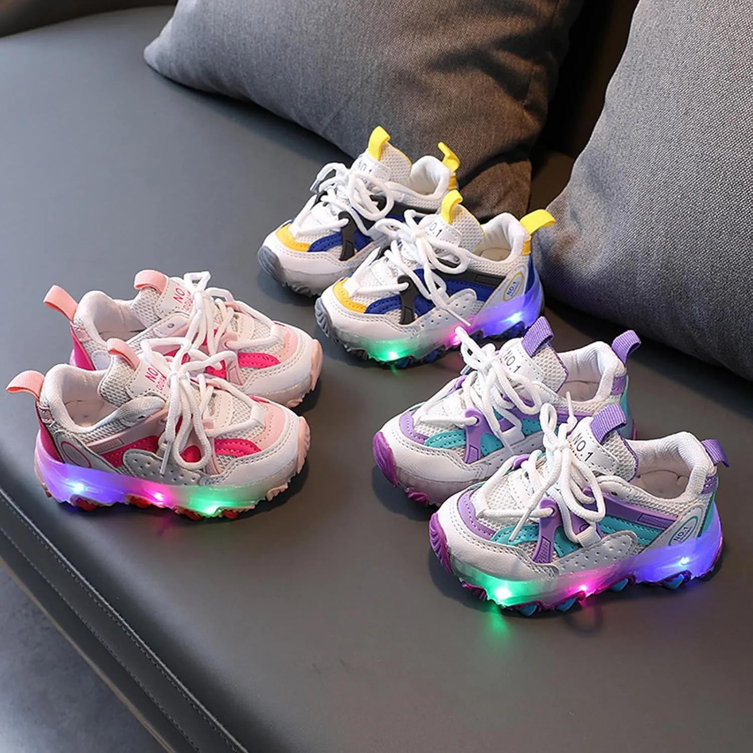 Baby Kids Led Shoes Lightweight Breathable Luminous Running Tennis Boys Girls Non Slip Family Party Sneakers