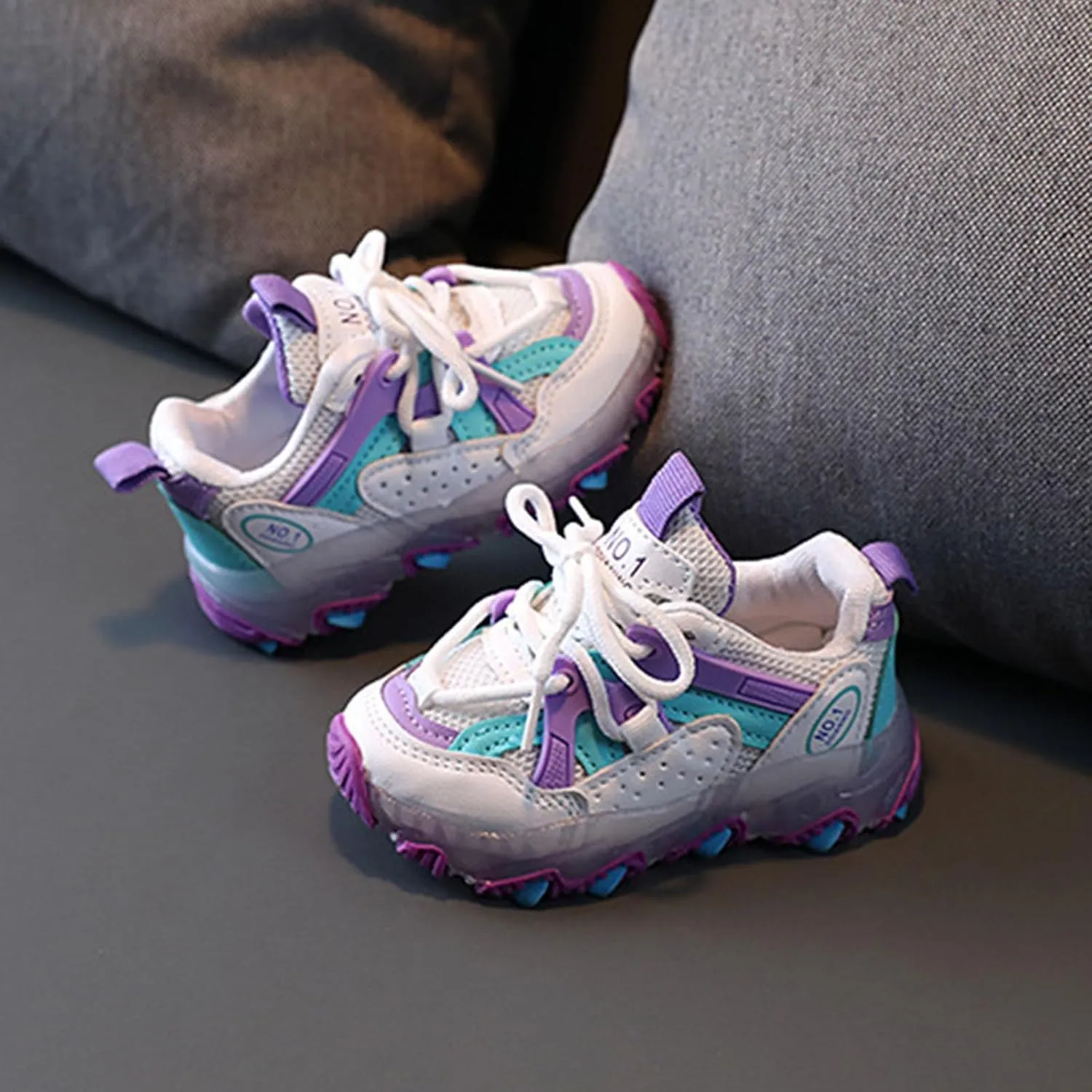 Baby Kids Led Shoes Lightweight Breathable Luminous Running Tennis Boys Girls Non Slip Family Party Sneakers