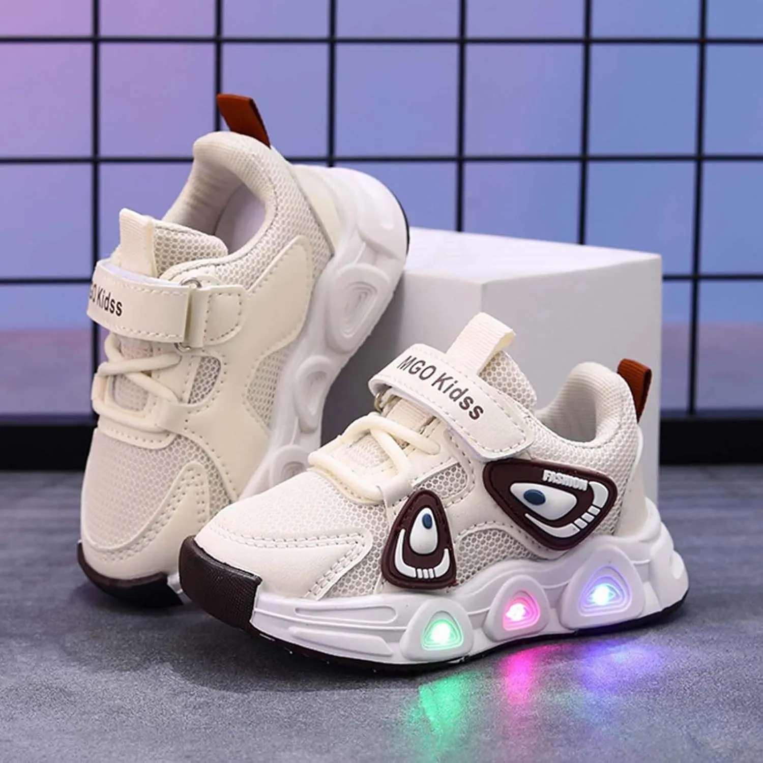 Boys Light up Tennis Shoes Girls Lace Up Soft Soles Running Shoes Kid Breathable Athletic Sports Shoes for Little Kid