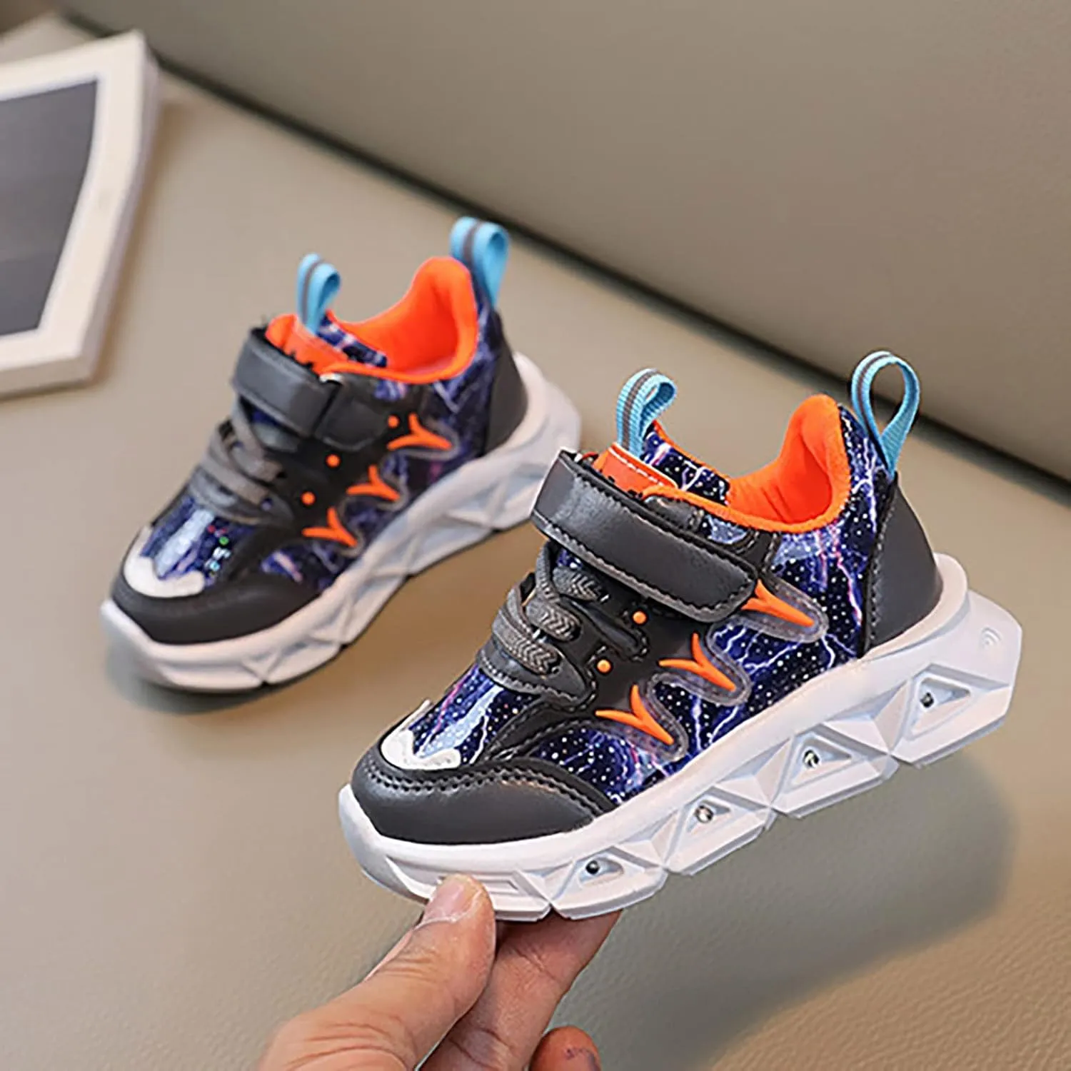 Childrens Glitter Sneakers Basketball Sport Running High Top Glitter Shoes Kids Boys Flat Non Slip Breathable Shoes