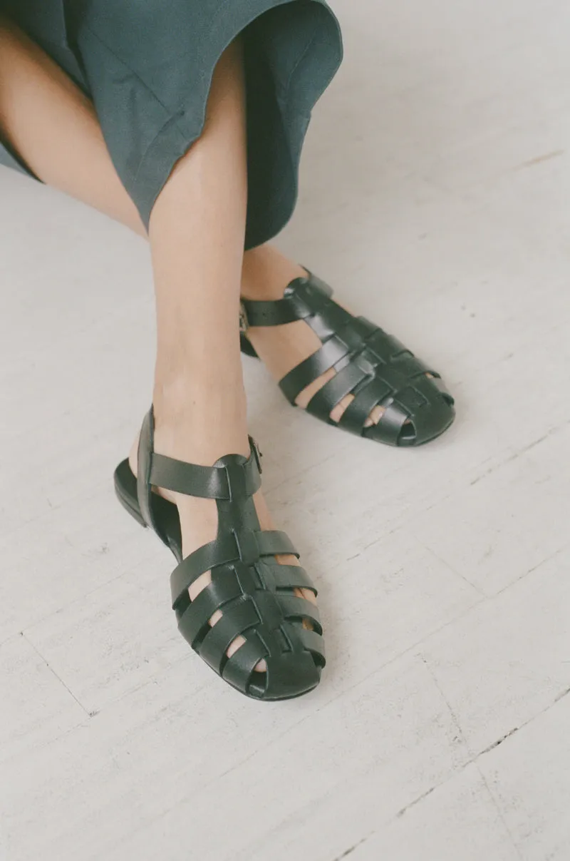 FISHERMAN SANDAL - ONYX