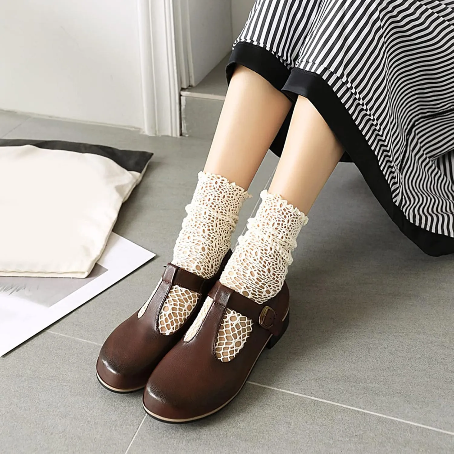 Gicoiz Round Toe Mary Jane Brogue Womens Block Low Heel Pumps