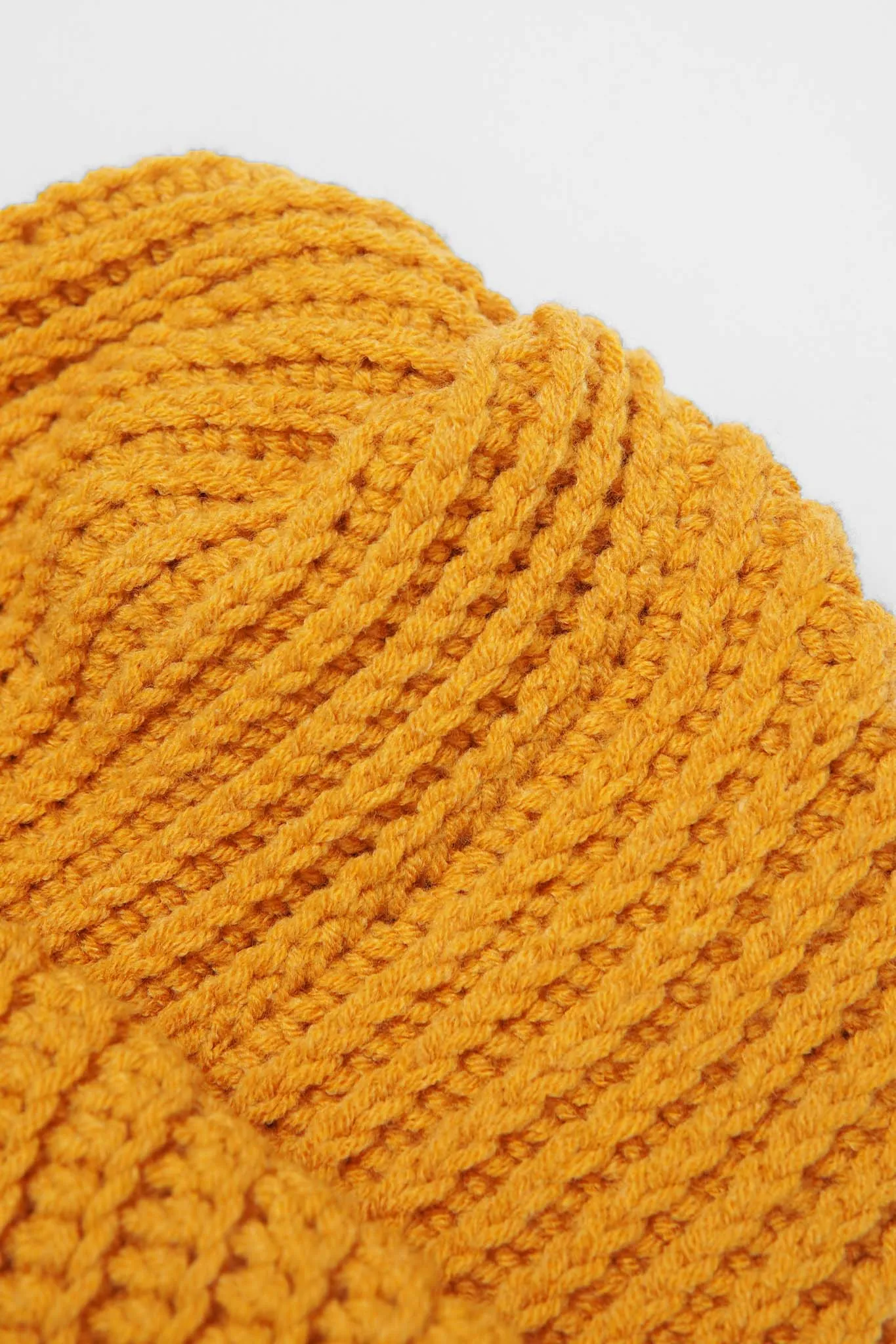 HAND KNIT FISHERMAN BEANIE (AUTUMN)