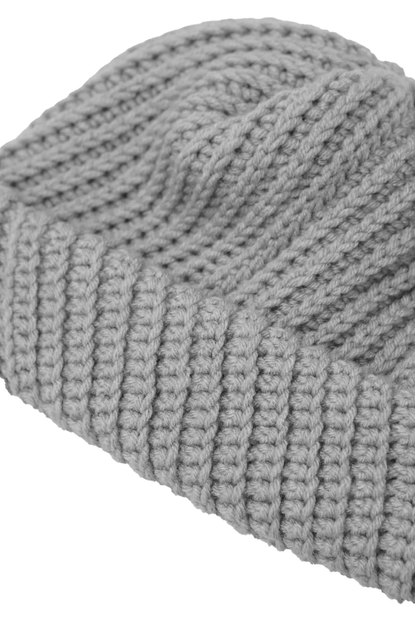 HAND KNIT FISHERMAN BEANIE (MOON)