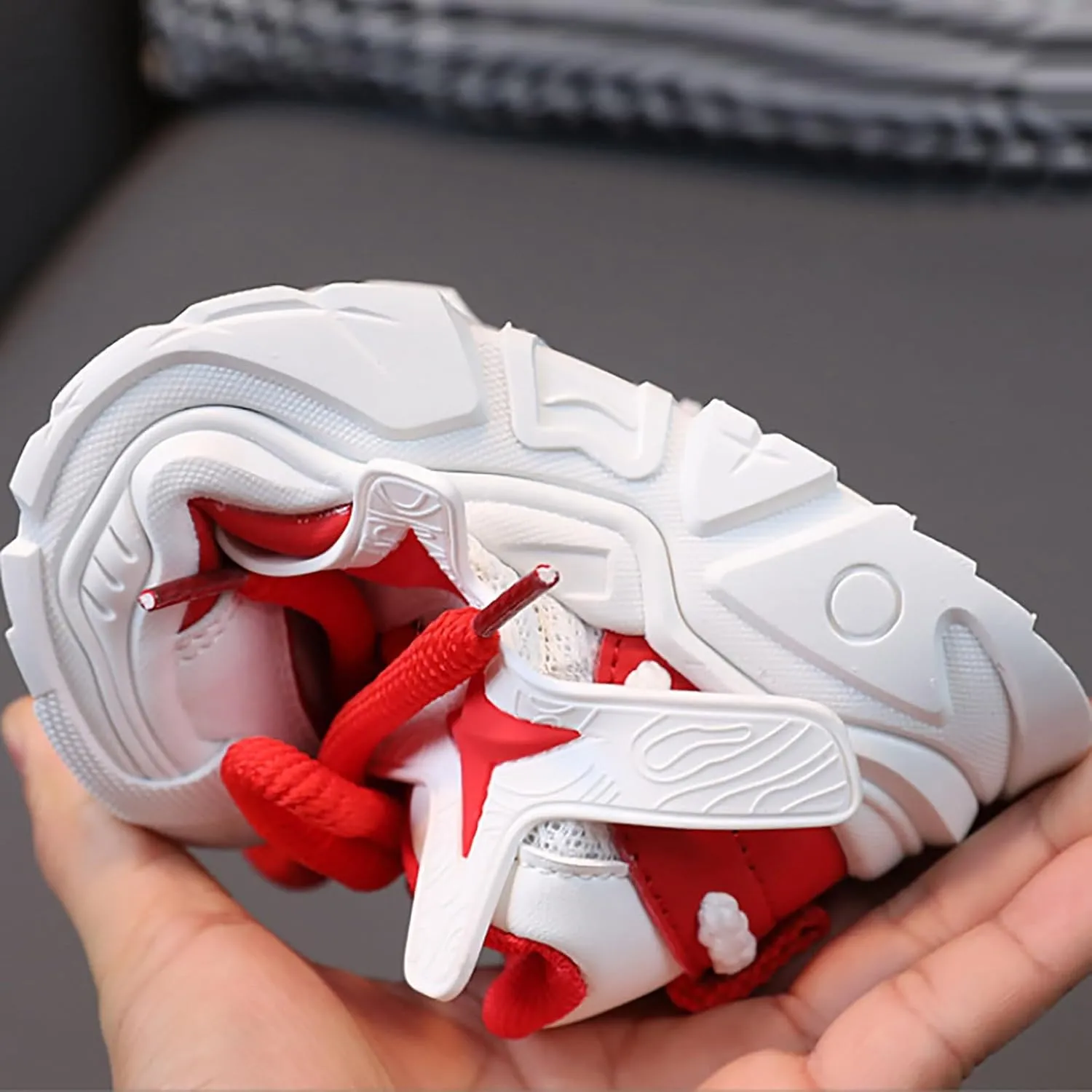 IWIHMIV Girls Sneakers Girls Tennis Shoes Kids Sneakers for Boys Girls Running Shoes Lightweight Breathable Sport Athletic Shoes