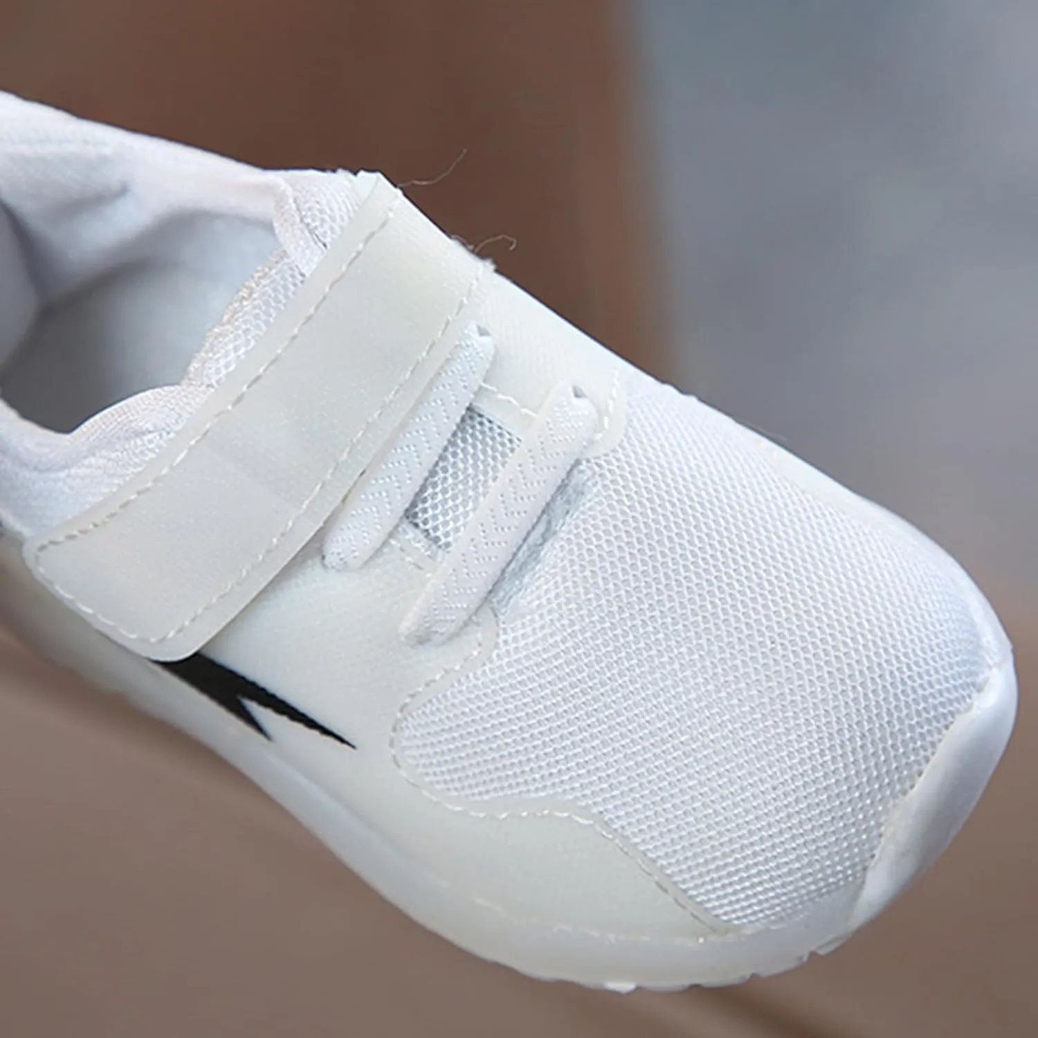 IWIHMIV Girls Tennis Shoes Baby Walking Shoes Boys LED Lights Lightweight Breathable Athletic Running Sneakers