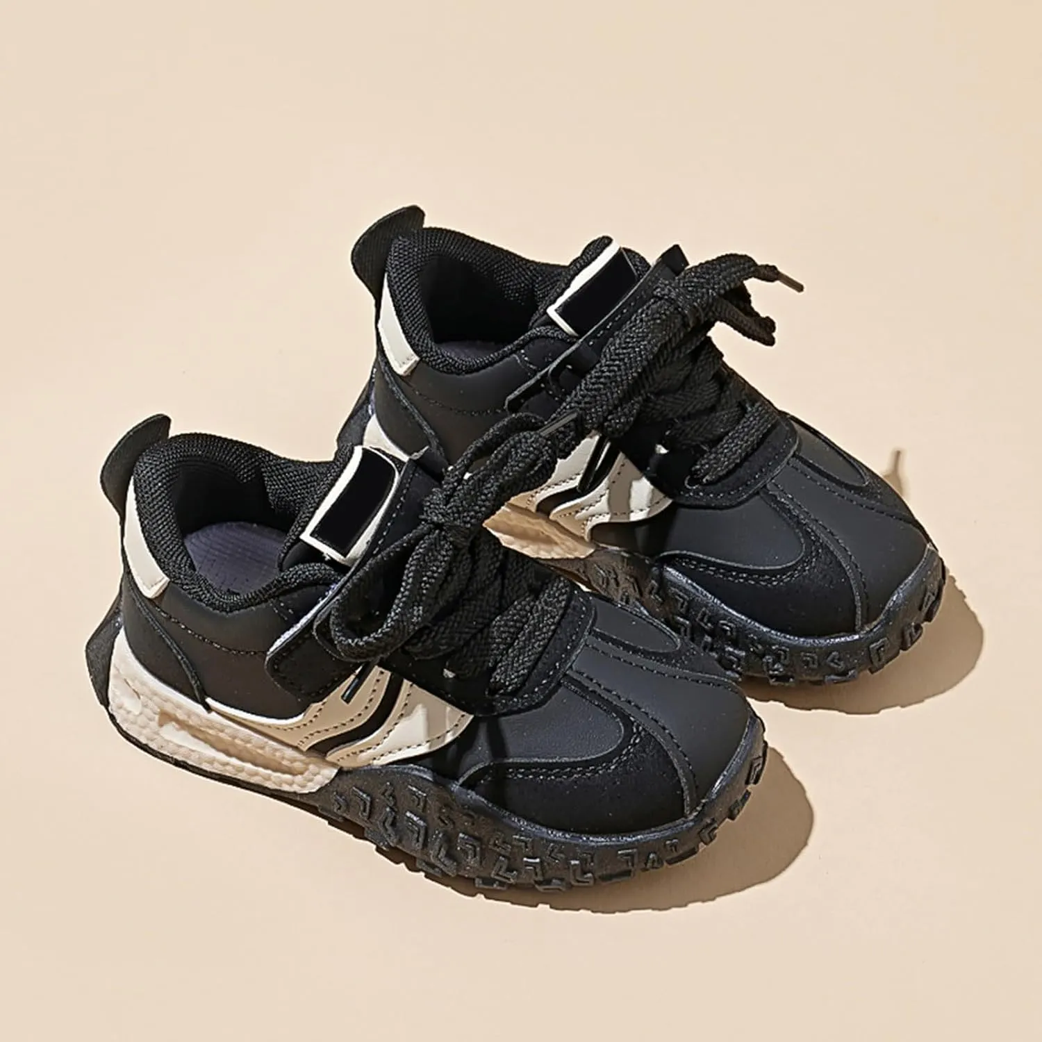IWIHMIV Kids Sneakers Boys Girls Tennis Running Athletic Shoes Lightweight Non Slip Comfortable Walking Sports Shoes