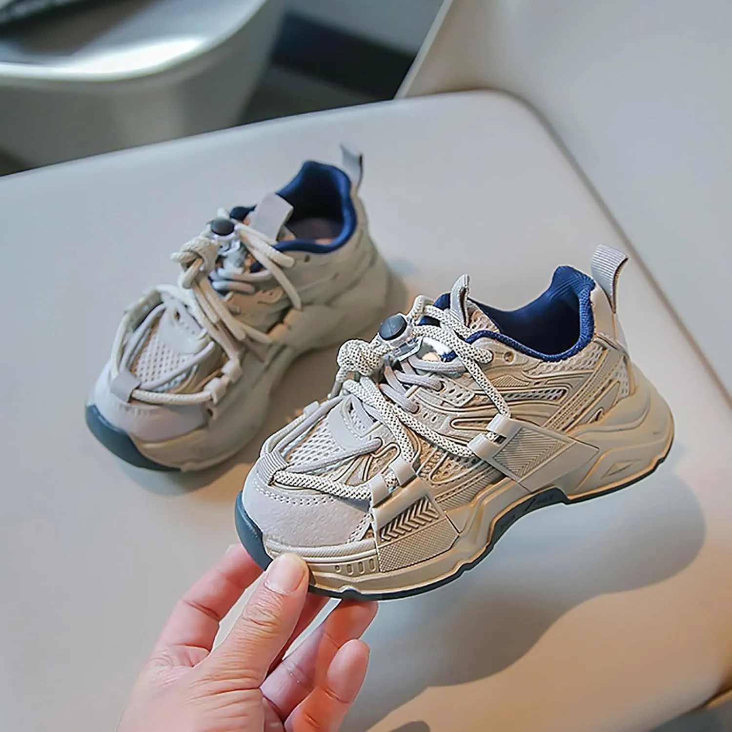 IWIHMIV Running Shoes for Girls Boys Outdoor Lace-up Breathable Comfortable Sports Tennis Shoes