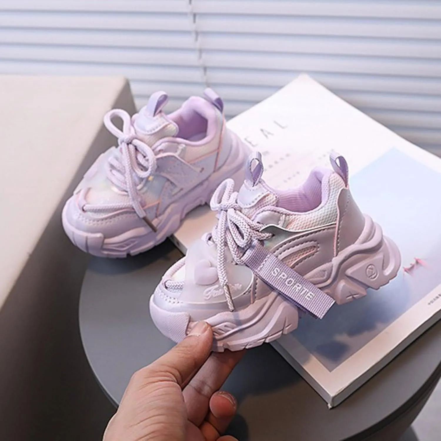 IWIHMIV Running Shoes for Girls Kids Sneakers for Boys Toddler Breathable Athletic Tennis Shoes Lightweight Comfy Walking Shoes