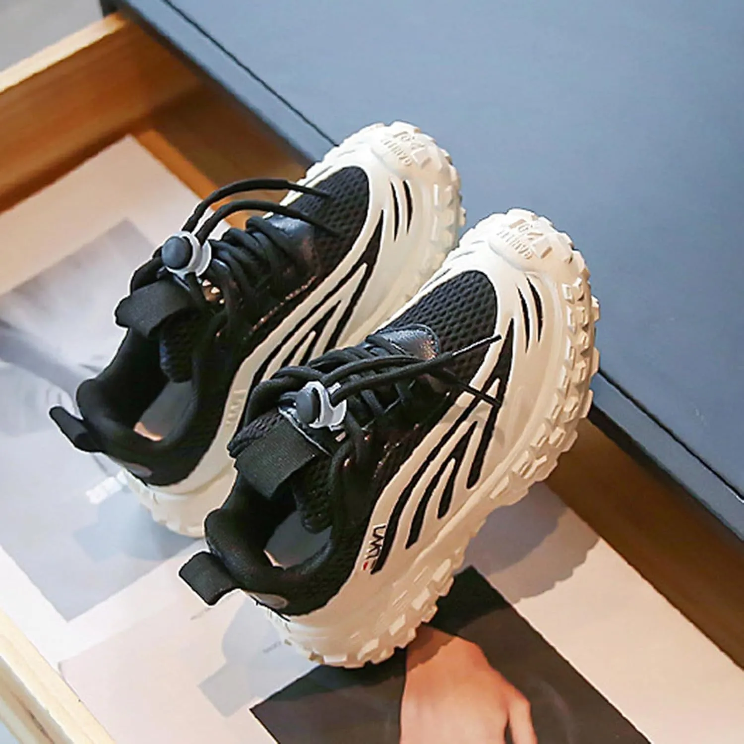 IWIHMIV Running Shoes for Kids Sneakers Boys Girls Tennis Shoes for Running Athletic Sports Lightweight Breathable Walking Shoes