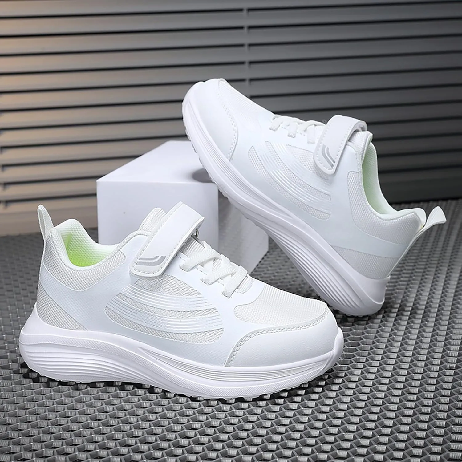 IWIHMIV Sneakers for Toddler Girls Tennis Shoes Girls Shoes for Boys Girls Kids Breathable Sports Athletic Shoes Running Shoes