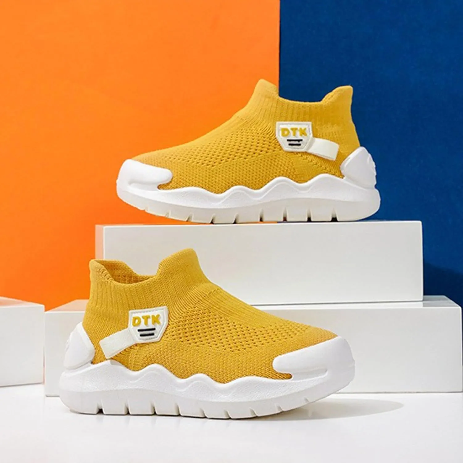 IWIHMIV Toddler Tennis Shoes Boys Girls Sneakers Knitted Sports Shoes Breathable Lightweight Running Shoes Casual Athletic Shoes