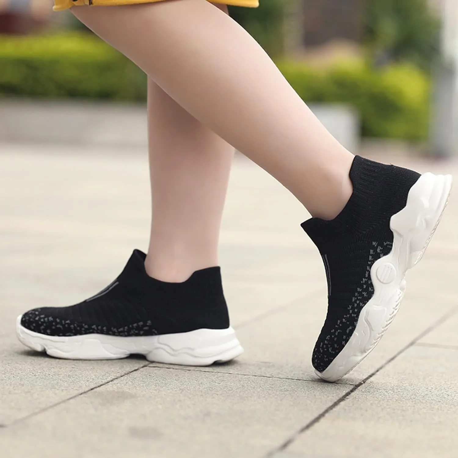 IWIHMIV Toddler Walking Shoes Girls Sport Tennis Shoes Boys Breathable Running Sneakers