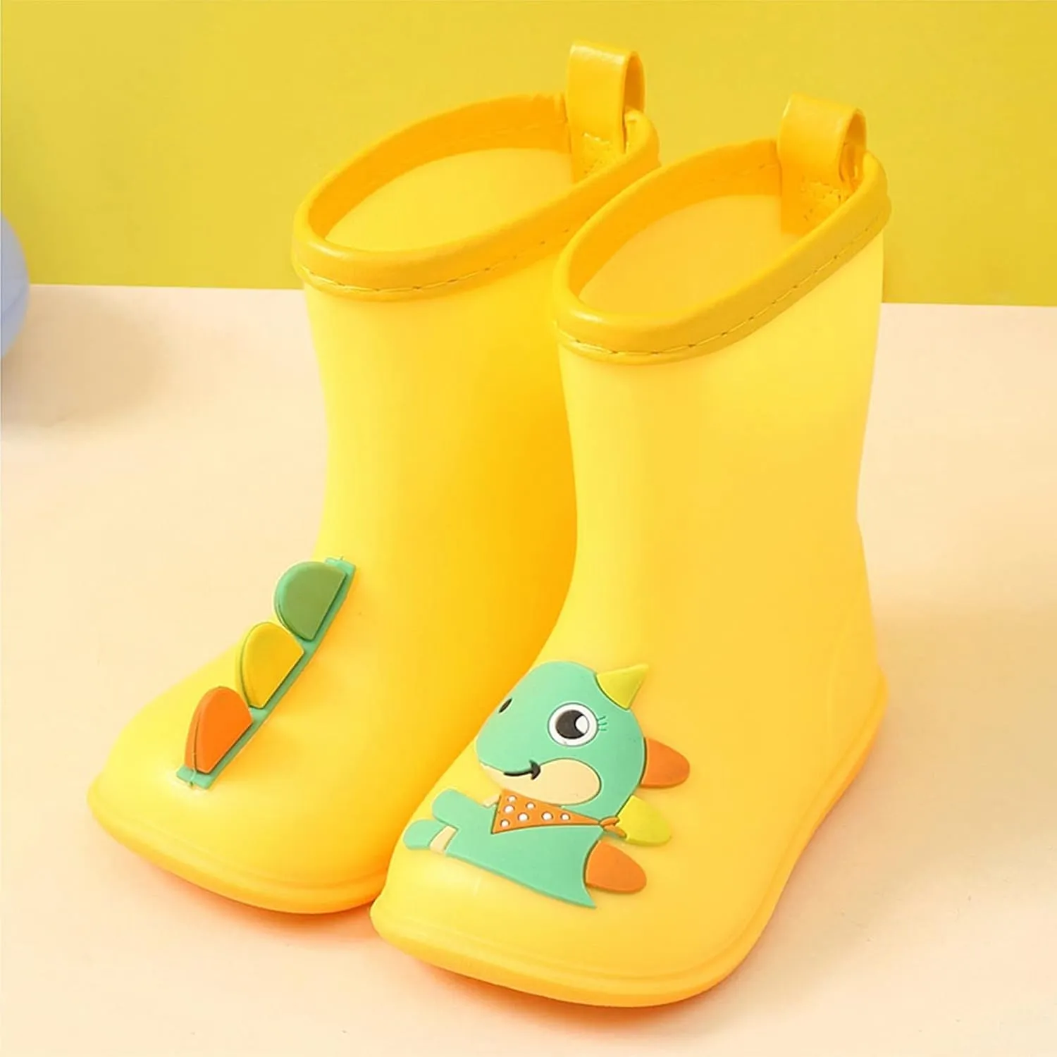 Kids Toddler Rain Boots for Girls Boys Dinosaur Cartoon Waterproof Rain Shoes Patterns Boot with Easy On Newborn Shoes