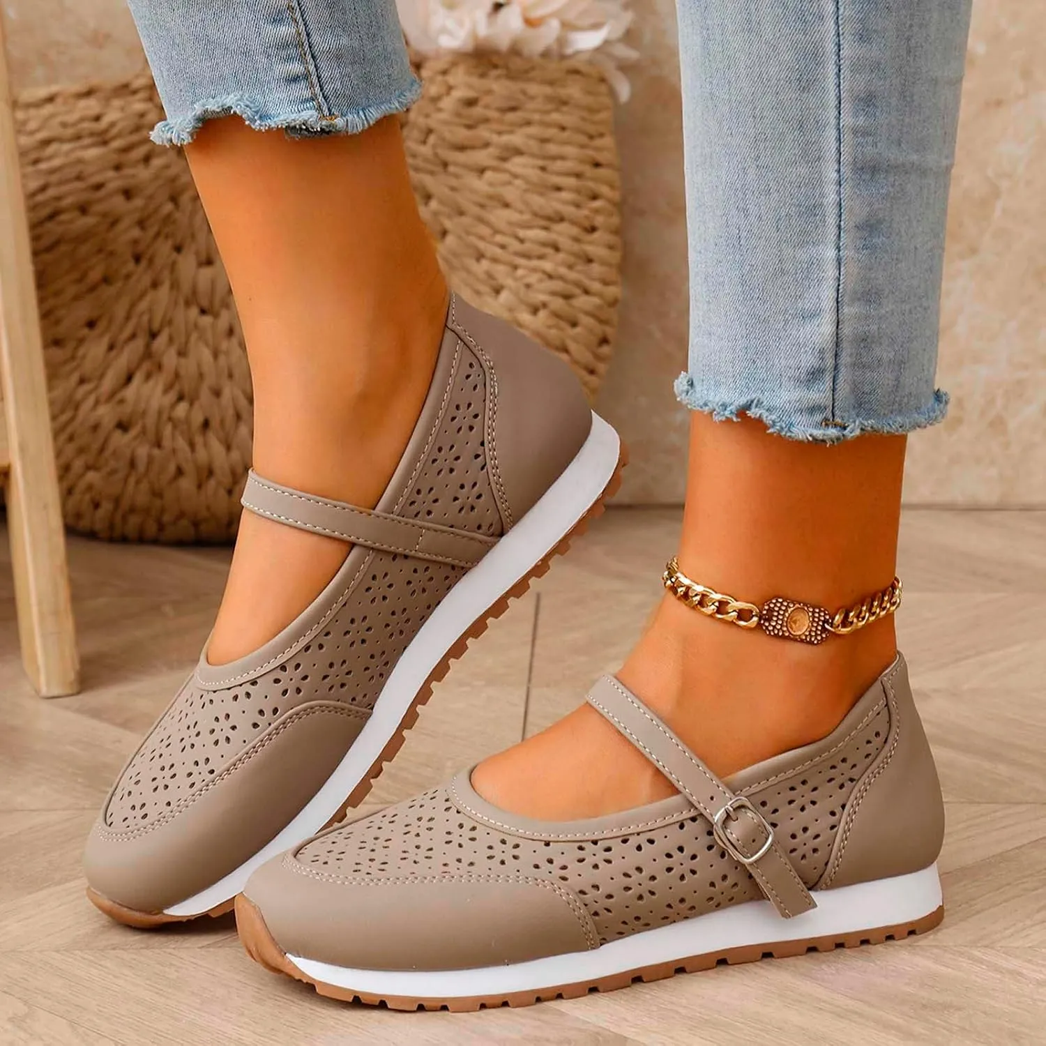 Leisure Women's Soft Sole Non Slip Flat Breathable Buckle Strap Lazy Shoes Womens Dressy Casual Shoes