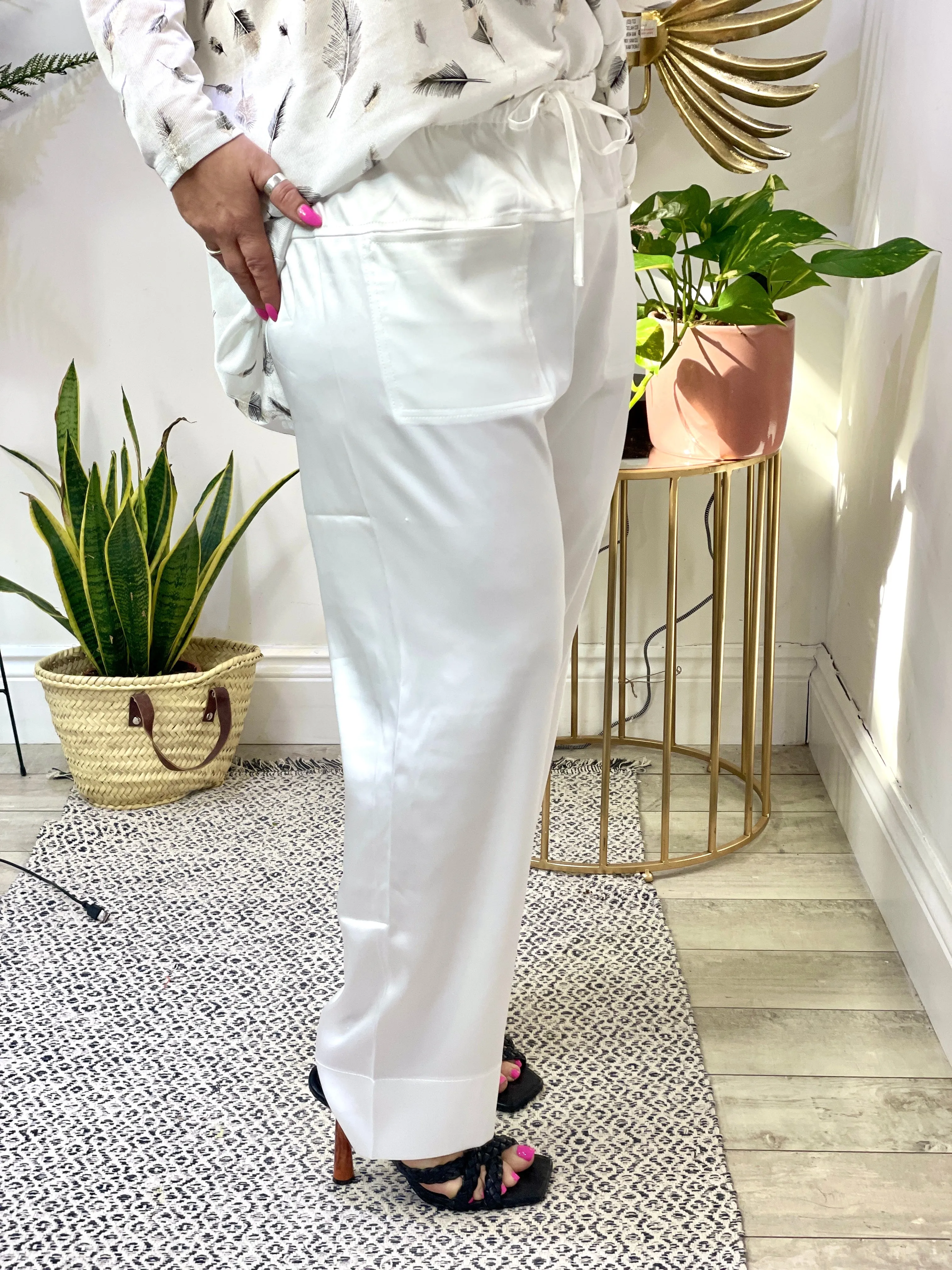Malissa J Satin Fisherman Pocket Front Tie waist Trousers