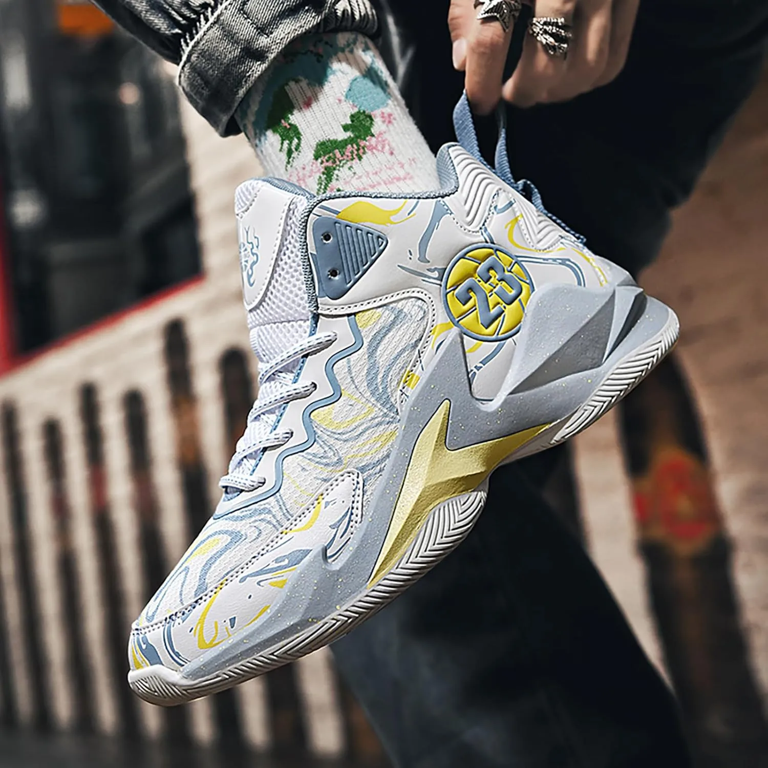 Men Basketball Shoes Fashion Athletic Sneakers Outdoor Sport Shoes Lightweight Volleyball Shoes Non Slip Basketball Shoes