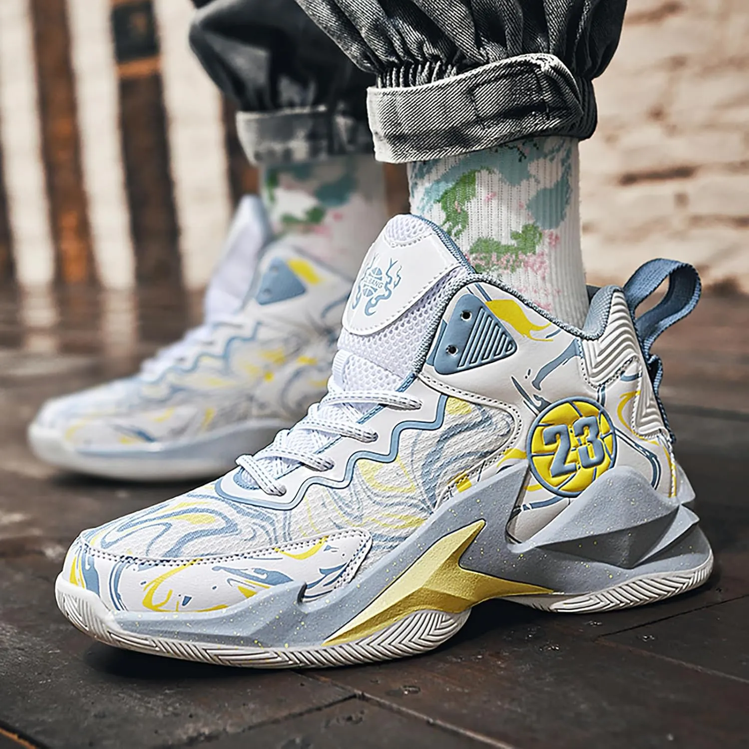 Men Basketball Shoes Fashion Athletic Sneakers Outdoor Sport Shoes Lightweight Volleyball Shoes Non Slip Basketball Shoes