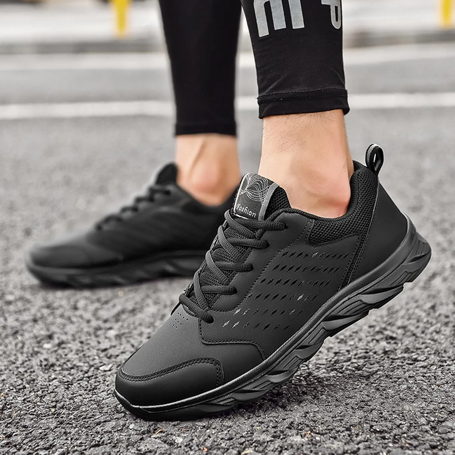 Mens Shoes Casual Leather Lace Up Solid Color Casual Fashion Simple Shoes Running Shoes Men's Suede Classic Sneaker