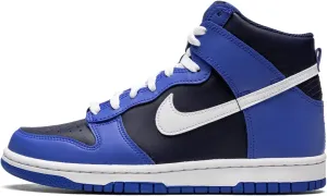 Nike unisex-child Modern