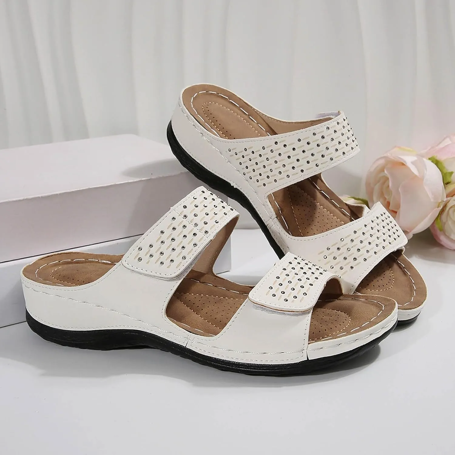 Stylish Women's Slipper with Rhinestone Design Casual Everyday Wear Perfect Summer Outfits Slipper Socks Women Winter