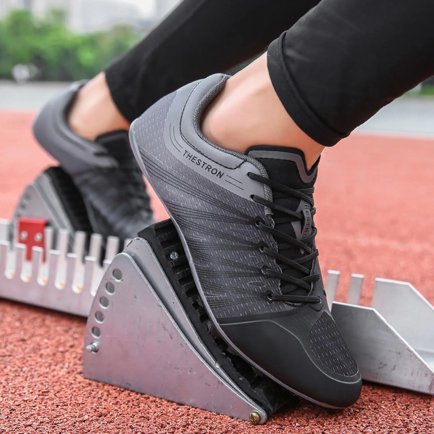 Track and Field Shoes Men Women Kids Spikes Sneakers Track Race Jumping Sneakers Girls Professional Running Nail Spikes Shoes Boys