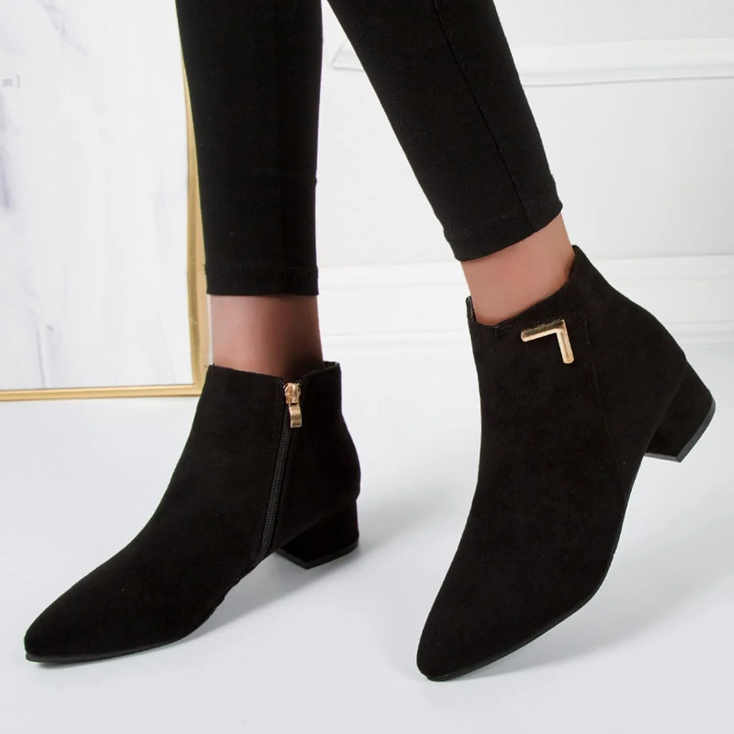 Womens Boots Fashion Suede Fur Lined Thermal Boots for Women Exquisite Square Heels Side Zipper Ankle Boots