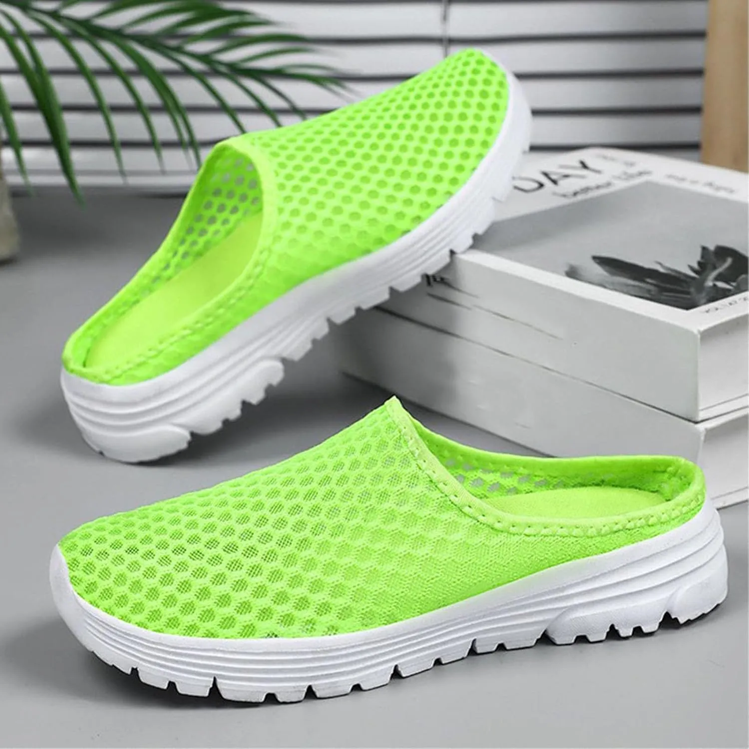 Women's Breathable Slip On Slippers Comfortable Flat Sandals Lightweight Casual Slide Shoes for Indoor Outdoor Summer Beach Vacation