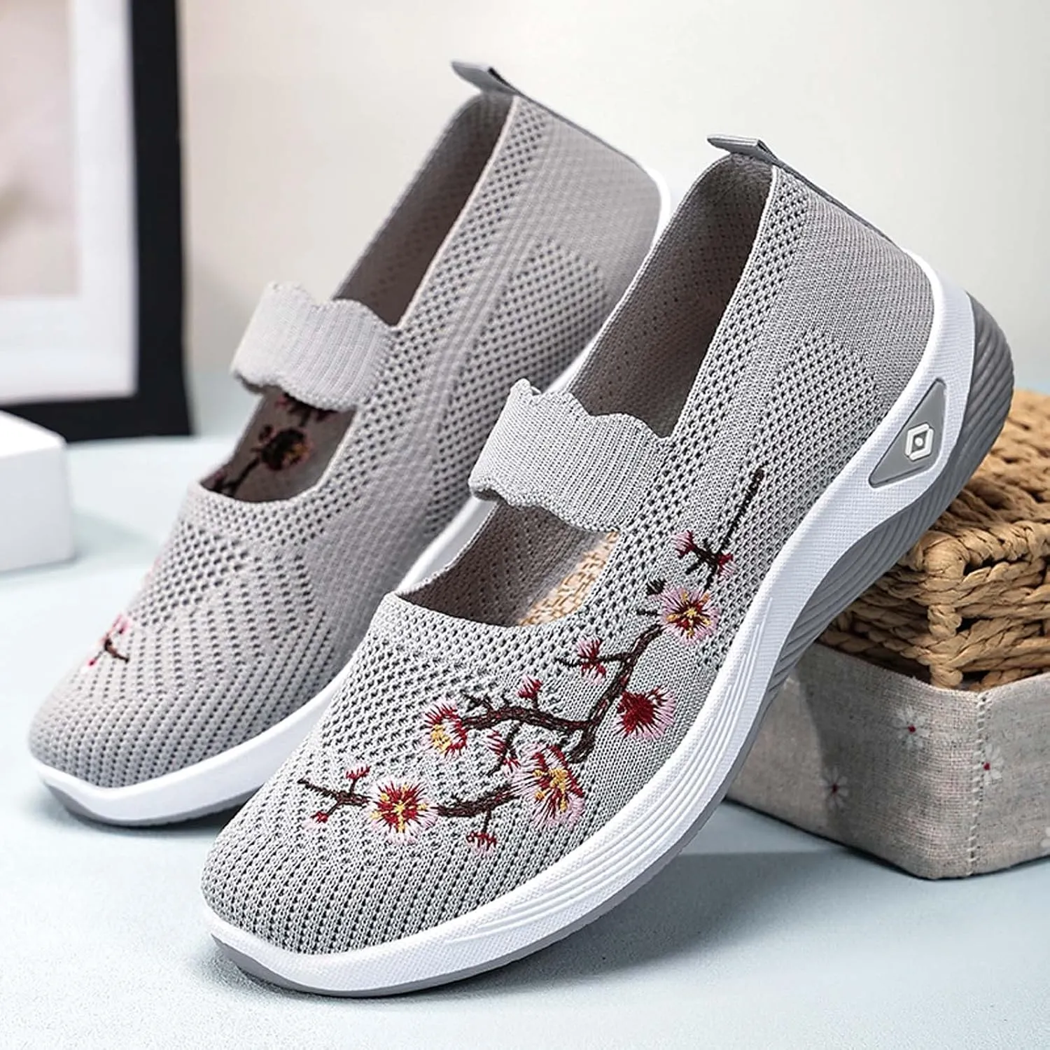 Women's Casual Embroidered Comfortable Soft Sole Summer Walking Shoes for Daily Wear with Skirt Outfits