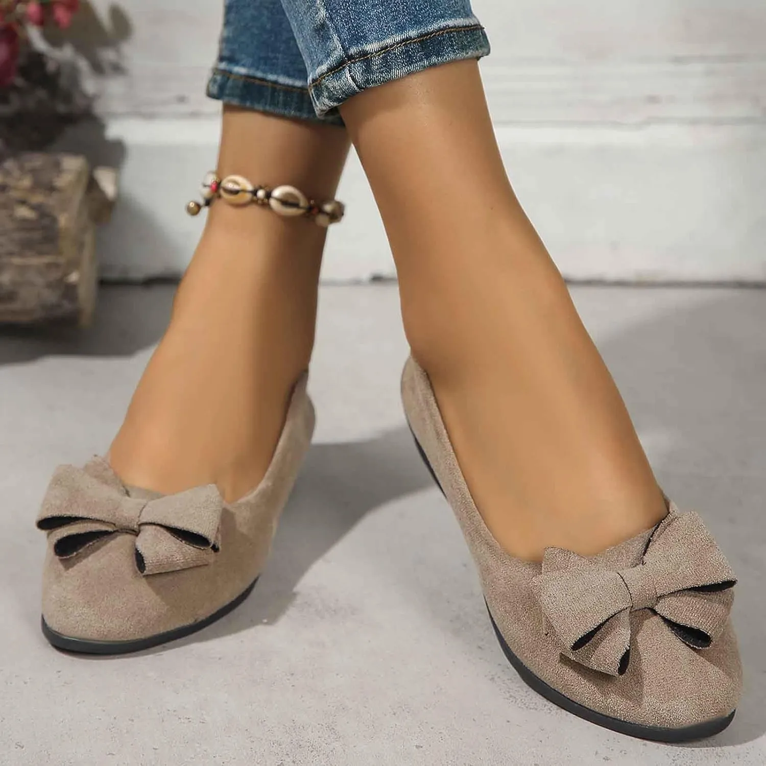 Women's Casual Slip On Shoes Comfortable Everyday Wear Versatile Footwear for Work Dates and Leisure Stylish Design with Wedge Heel