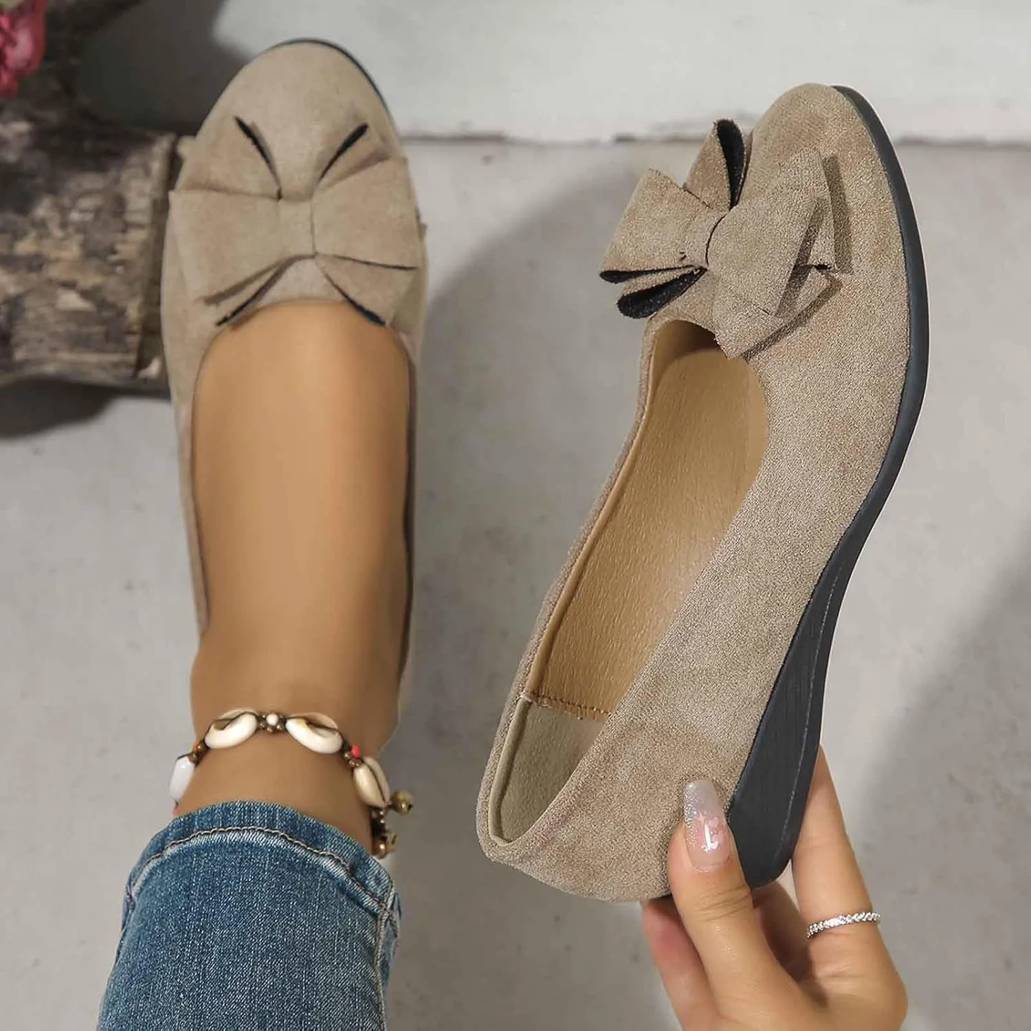 Women's Casual Slip On Shoes Comfortable Everyday Wear Versatile Footwear for Work Dates and Leisure Stylish Design with Wedge Heel