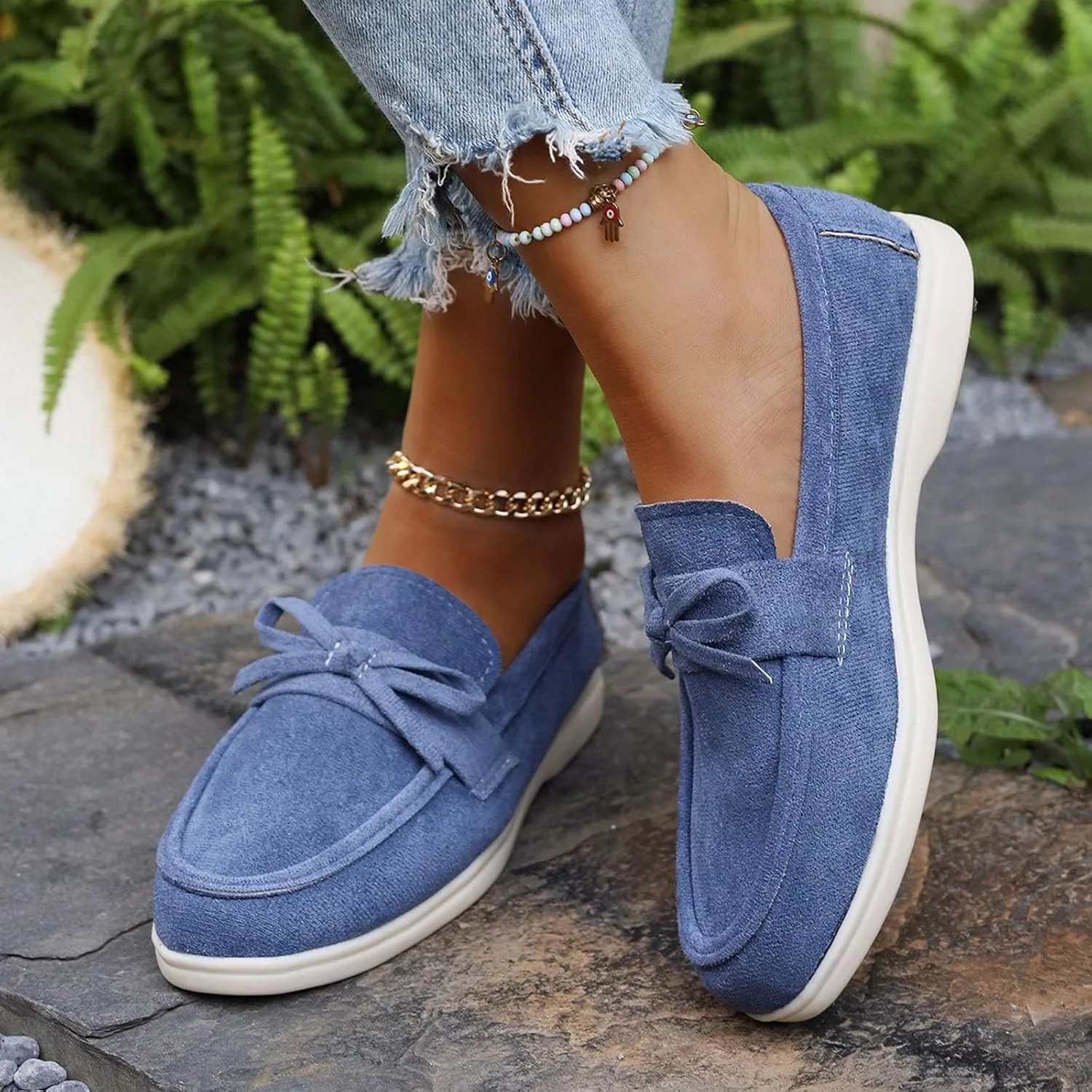 Women's Casual Slip On Suede Shoes Flat Comfortable Everyday Wear Versatile Footwear for All Seasons Soft