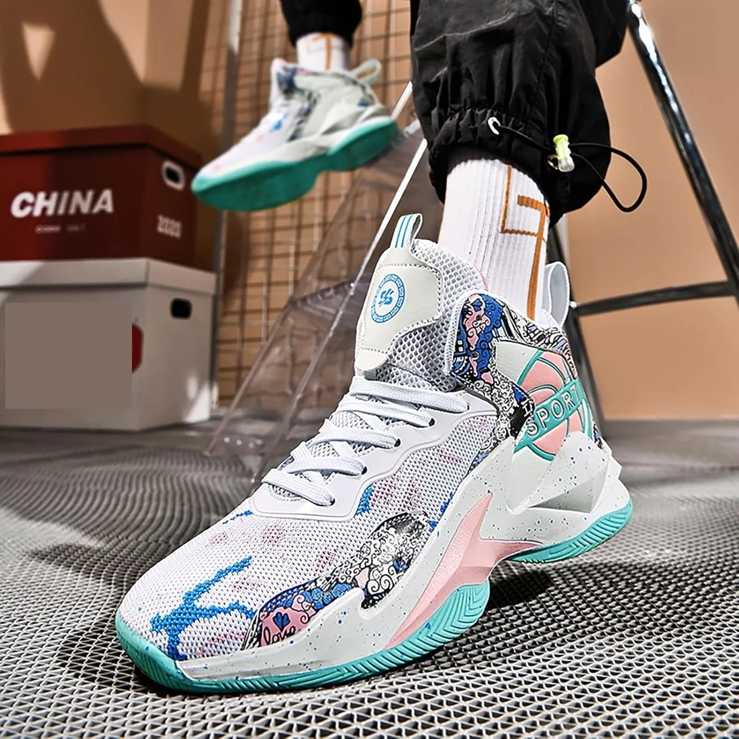 Women's Lace Up Basketball Shoes Breathable Non Slip Outdoor Fashion Sneakers Arch Support Walking Shoes Athletic Training Sport Shoes Tennis Shoes for Women