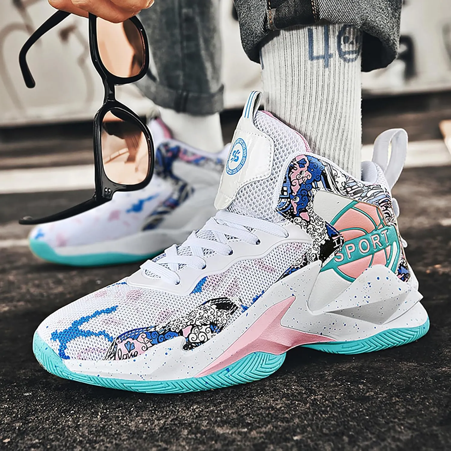 Women's Lace Up Basketball Shoes Breathable Non Slip Outdoor Fashion Sneakers Arch Support Walking Shoes Athletic Training Sport Shoes Tennis Shoes for Women