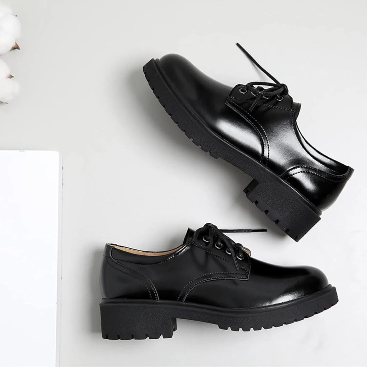 Women's Lace up Platform Oxford Shoes, Comfortable Low Heel, Cute Round Toe, Uniform, Formal Shoes for Girls