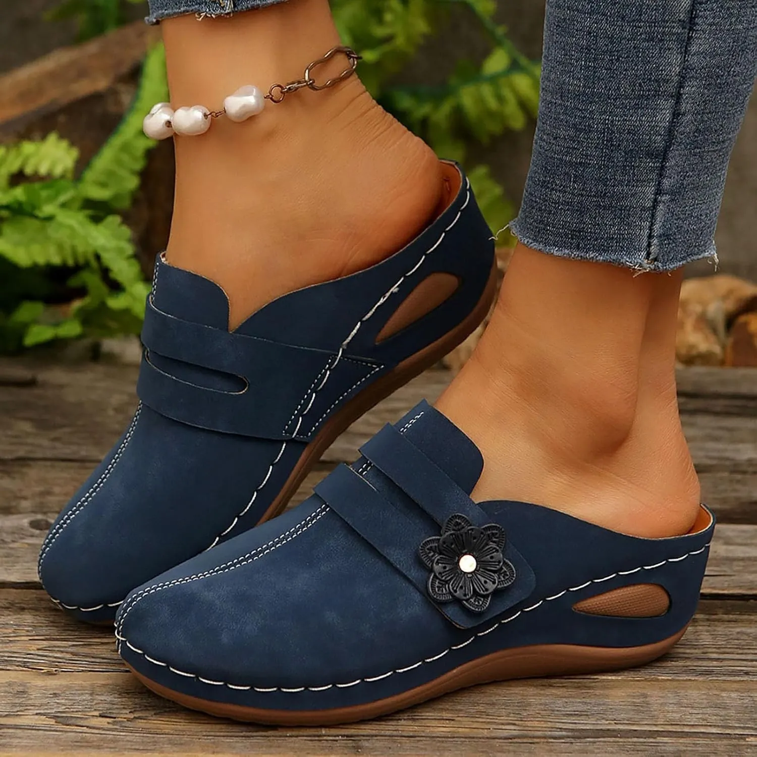 Women's Slip On Wedge Slippers Comfortable Casual Closed Toe Sandals for Spring Summer Fall Everyday Wear with